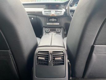 MERCEDES-BENZ CLS CLASS 3.0 CLS350 CDI BLUEEFFICIENCY 5d 262 BHP