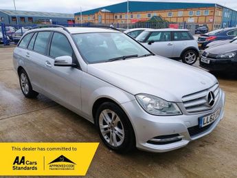 Mercedes C Class 2.1 C220 CDI BlueEfficiency Executive SE Estate 5dr Diesel Manua