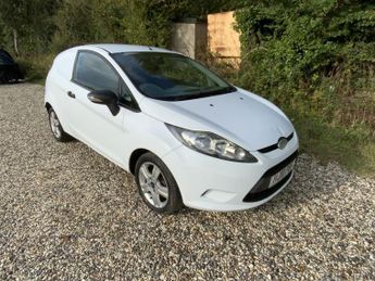 Ford Fiesta Van 1.4 TDCi Base Panel Van 3dr Diesel Manual (110 g/km, 67 bhp)