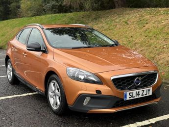 Volvo V40 1.6 D2 SE Nav Hatchback 5dr Diesel Powershift Euro 5 (s/s) (115 