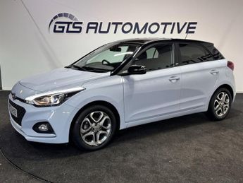 Hyundai I20 1.2 PLAY FIVE DOOR 85 BHP + SAT NAV + REAR CAMERA + APPLE CAR PL