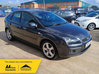 Ford Focus 1.8 Zetec Climate Hatchback 5dr Petrol Manual (169 g/km, 123 bhp