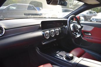 MERCEDES-BENZ CLA 1.3 CLA 180 AMG LINE PREMIUM PLUS 4d 135 BHP