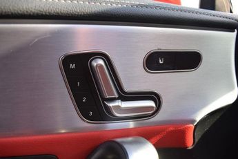 MERCEDES-BENZ CLA 1.3 CLA 180 AMG LINE PREMIUM PLUS 4d 135 BHP