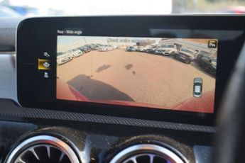 MERCEDES-BENZ CLA 1.3 CLA 180 AMG LINE PREMIUM PLUS 4d 135 BHP