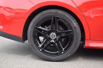 MERCEDES-BENZ CLA 1.3 CLA 180 AMG LINE PREMIUM PLUS 4d 135 BHP