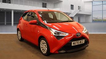 Toyota AYGO 1.0 VVT-i x-play Hatchback 5dr Petrol Manual Euro 6 (71 ps)