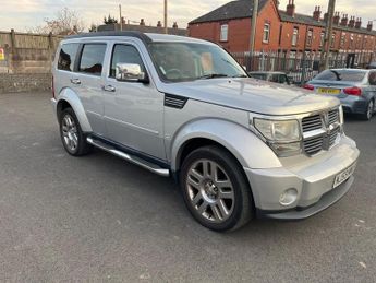 Dodge Nitro 2.8 CRD SXT SUV 5dr Diesel Manual (228 g/km, 176 bhp)