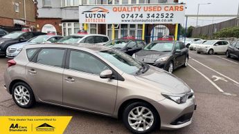 Toyota Auris 1.2 VVT-i Business Edition Hatchback 5dr Petrol Manual Euro 6 (s