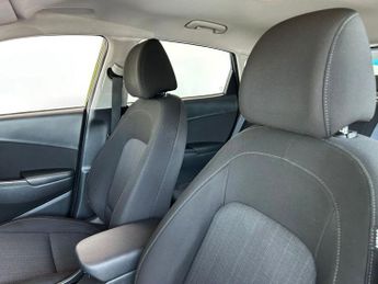 HYUNDAI KONA 1.6 GDI SE CONNECT 5d 140 BHP