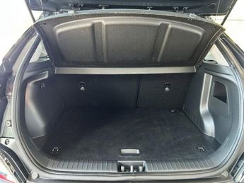 HYUNDAI KONA 1.6 GDI SE CONNECT 5d 140 BHP
