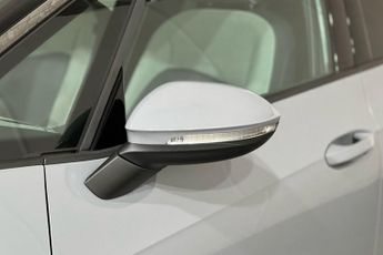 VOLKSWAGEN ID.3 TECH 5d 202 BHP Wireless App Connect, Parking Sensors, DAB Digit