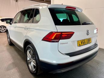 VOLKSWAGEN TIGUAN 2.0 TSI BlueMotion Tech SEL SUV 5dr Petrol DSG 4Motion Euro 6 (s