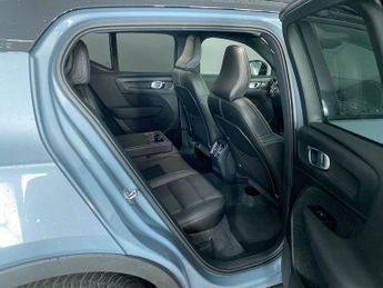 VOLVO XC40 P8 78kWh First Edition SUV 5dr Electric Auto AWD (408 ps)