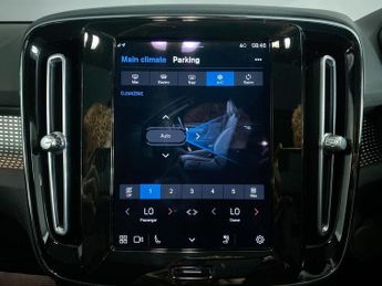 VOLVO XC40 P8 78kWh First Edition SUV 5dr Electric Auto AWD (408 ps)