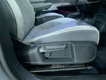VOLKSWAGEN ID.3 Pro Performance 58kWh Business Hatchback 5dr Electric Auto (204 