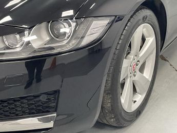 JAGUAR XF 2.0i Portfolio GPF Sportbrake 5dr Petrol Auto Euro 6 (s/s) (250 