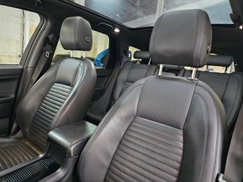LAND ROVER DISCOVERY SPORT 2.0 TD4 HSE LUXURY 5d 180 BHP