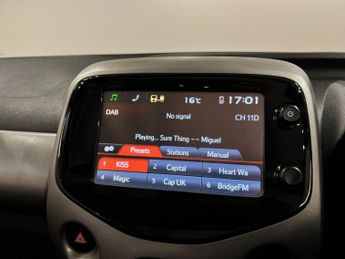 PEUGEOT 108 1.0 VTi Active Top! 3dr Petrol Manual Euro 5 Euro 5 (68 ps)