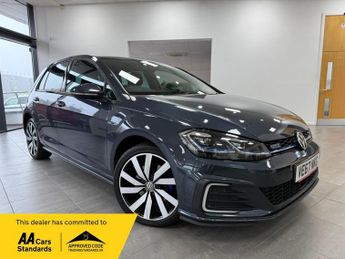 Volkswagen Golf 1.4 TSI 8.7kWh GTE Advance Hatchback 5dr Petrol Plug-in Hybrid D