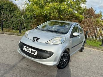 Peugeot 107 1.0 12V Urban Hatchback 5dr Petrol Manual Euro 4 (68 ps)