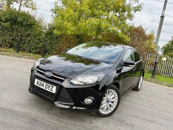 Ford Focus 1.0T EcoBoost Zetec Navigator Hatchback 5dr Petrol Manual Euro 5