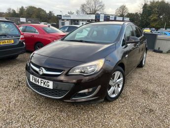 Vauxhall Astra 2.0 CDTi SRi Sports Tourer 5dr Diesel Manual Euro 5 (s/s) (165 p