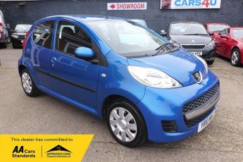 Peugeot 107 1.0 12V Urban Hatchback 5dr Petrol 2 Tronic Euro 4 (68 ps)