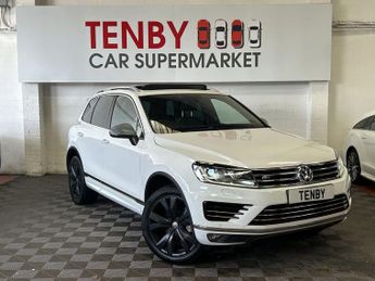 Volkswagen Touareg 3.0 TDI V6 R-Line SUV 5dr Diesel Tiptronic 4WD Euro 6 (s/s) (262