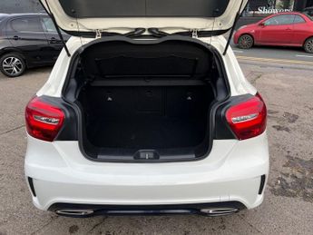 MERCEDES-BENZ A-CLASS 2.1 A220d AMG Line Hatchback 5dr Diesel 7G-DCT Euro 6 (s/s) (177