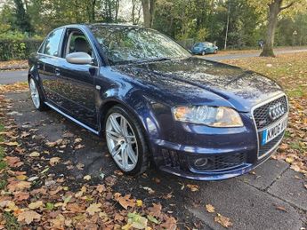 Audi RS4 4.2 Saloon 4dr Petrol Manual quattro (324 g/km, 415 bhp)