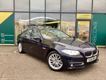 BMW 535 3.0 535i Luxury Saloon 4dr Petrol Auto Euro 6 (s/s) (306 ps)