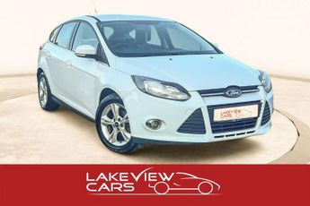 Ford Focus 1.6 Zetec Hatchback 5dr Petrol Manual Euro 5 (105 ps)