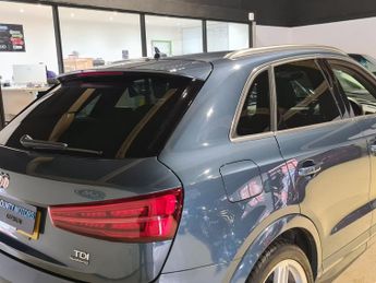 AUDI Q3 2.0 TDI S line Plus SUV 5dr Diesel S Tronic quattro Euro 6 (s/s)