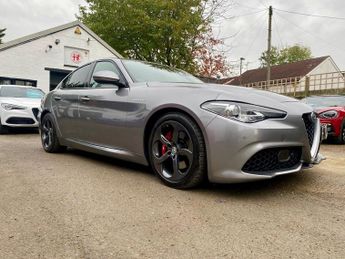 Alfa Romeo Giulia 2.0T Veloce Saloon 4dr Petrol Auto Euro 6 (s/s) (280 ps)