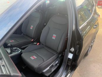 SEAT ARONA 1.0 TSI FR Red Edition SUV 5dr Petrol DSG Euro 6 (s/s) (110 ps)