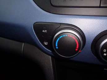 HYUNDAI I10 1.2 SE Hatchback 5dr Petrol Auto Euro 5 (87 ps)