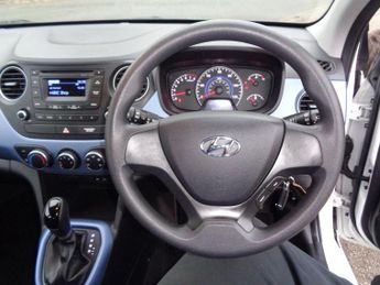 HYUNDAI I10 1.2 SE Hatchback 5dr Petrol Auto Euro 5 (87 ps)