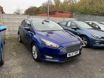 Ford Focus 1.0T EcoBoost Zetec Edition Hatchback 5dr Petrol Manual Euro 6 (