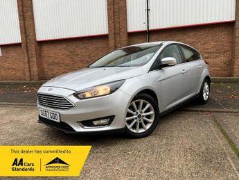 Ford Focus 1.0T EcoBoost Titanium Hatchback 5dr Petrol Auto Euro 6 (s/s) (1