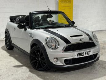 MINI Convertible 2.0 Cooper SD Convertible 2dr Diesel Manual Euro 5 (s/s) (143 ps