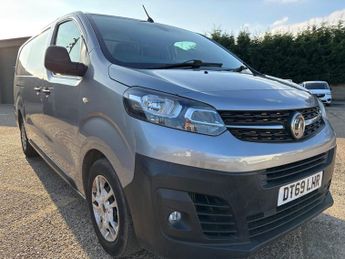 Vauxhall Vivaro 2.0 Turbo D 3100 Dynamic Panel Van 6dr Diesel Manual L2 H1 Euro 