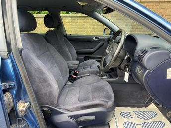 AUDI A3 1.6 SE Hatchback 5dr Petrol Manual (170 g/km, 101 bhp)