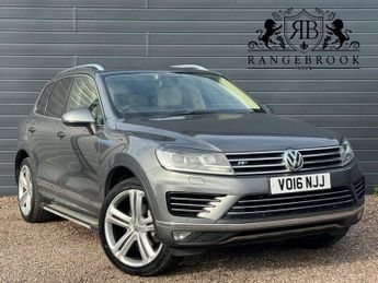 Volkswagen Touareg 3.0 TDI V6 BlueMotion Tech R-Line SUV 5dr Diesel Tiptronic 4WD E