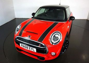 MINI Hatch 2.0 Cooper S Classic-Factory extras worth £4,745-2 OWNER C