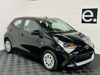 Toyota AYGO 1.0 VVT-i x-play Hatchback 5dr Petrol Manual Euro 6 (Safety Sens