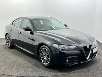 Alfa Romeo Giulia 2.2 TD Super Saloon 4dr Diesel Auto Euro 6 (s/s) (160 ps)