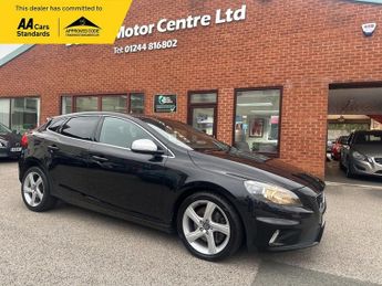 Volvo V40 2.0 D4 R-Design Hatchback 5dr Diesel Manual Euro 6 (s/s) (190 ps