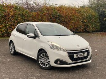 Peugeot 208 1.2 PureTech Allure Hatchback 5dr Petrol Manual Euro 6 (s/s) (82