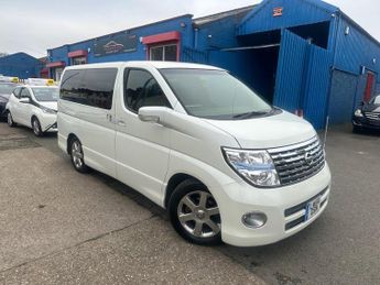 Nissan Elgrand 2.5